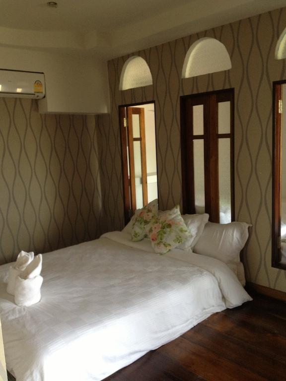 At Casa Guesthouse Amphawa Εξωτερικό φωτογραφία