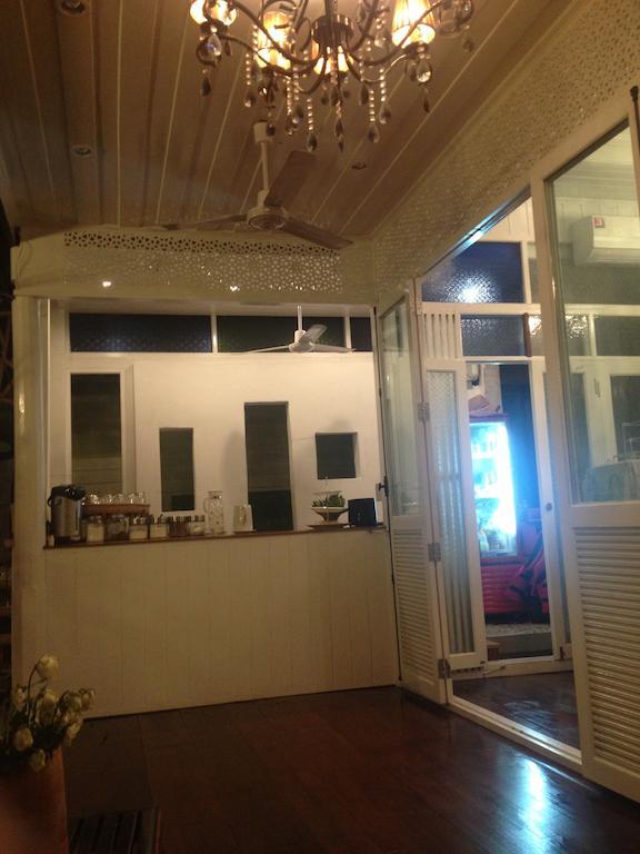 At Casa Guesthouse Amphawa Εξωτερικό φωτογραφία