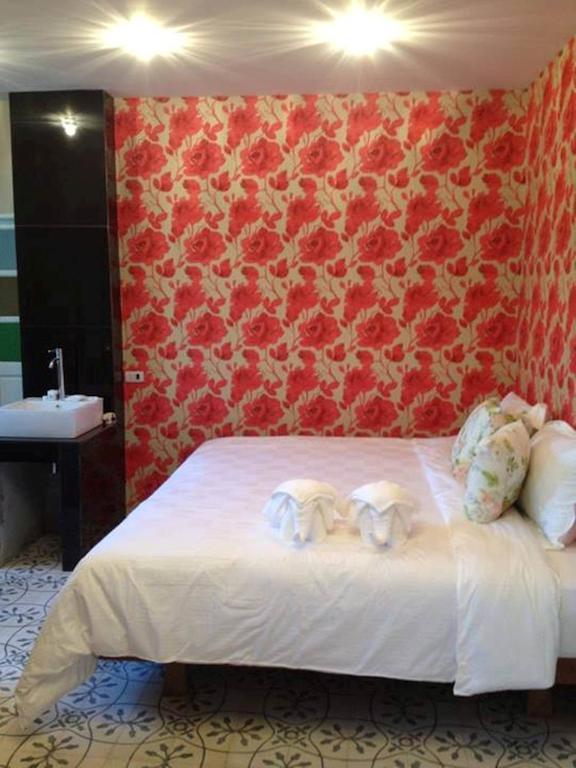 At Casa Guesthouse Amphawa Δωμάτιο φωτογραφία