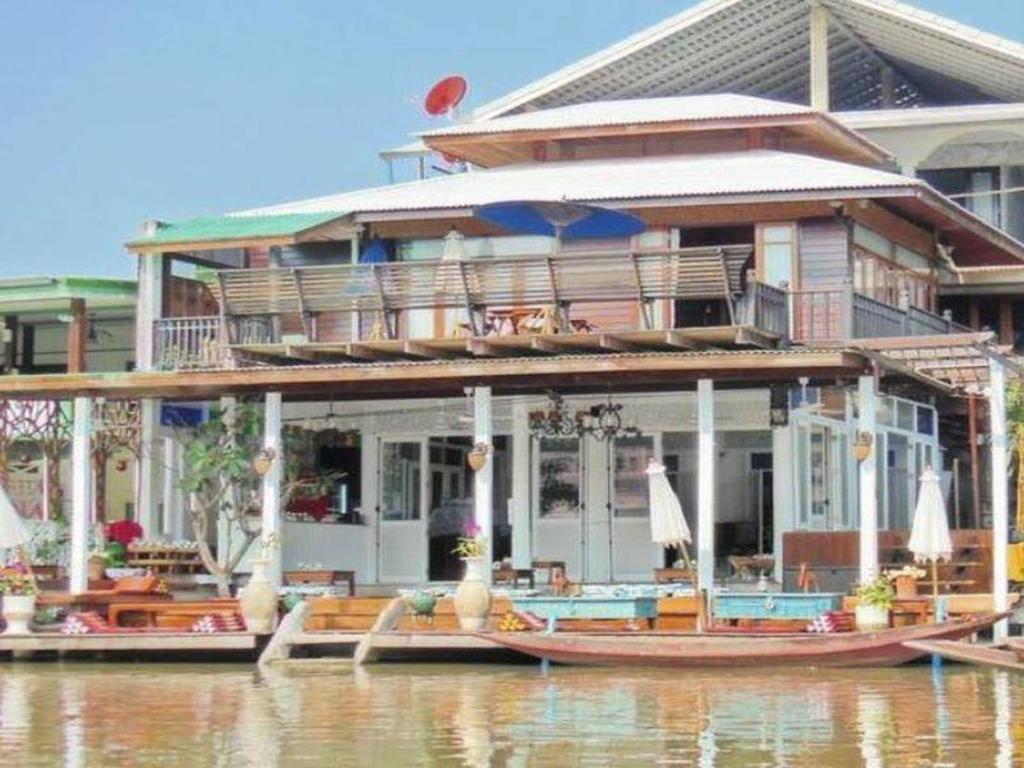 At Casa Guesthouse Amphawa Εξωτερικό φωτογραφία