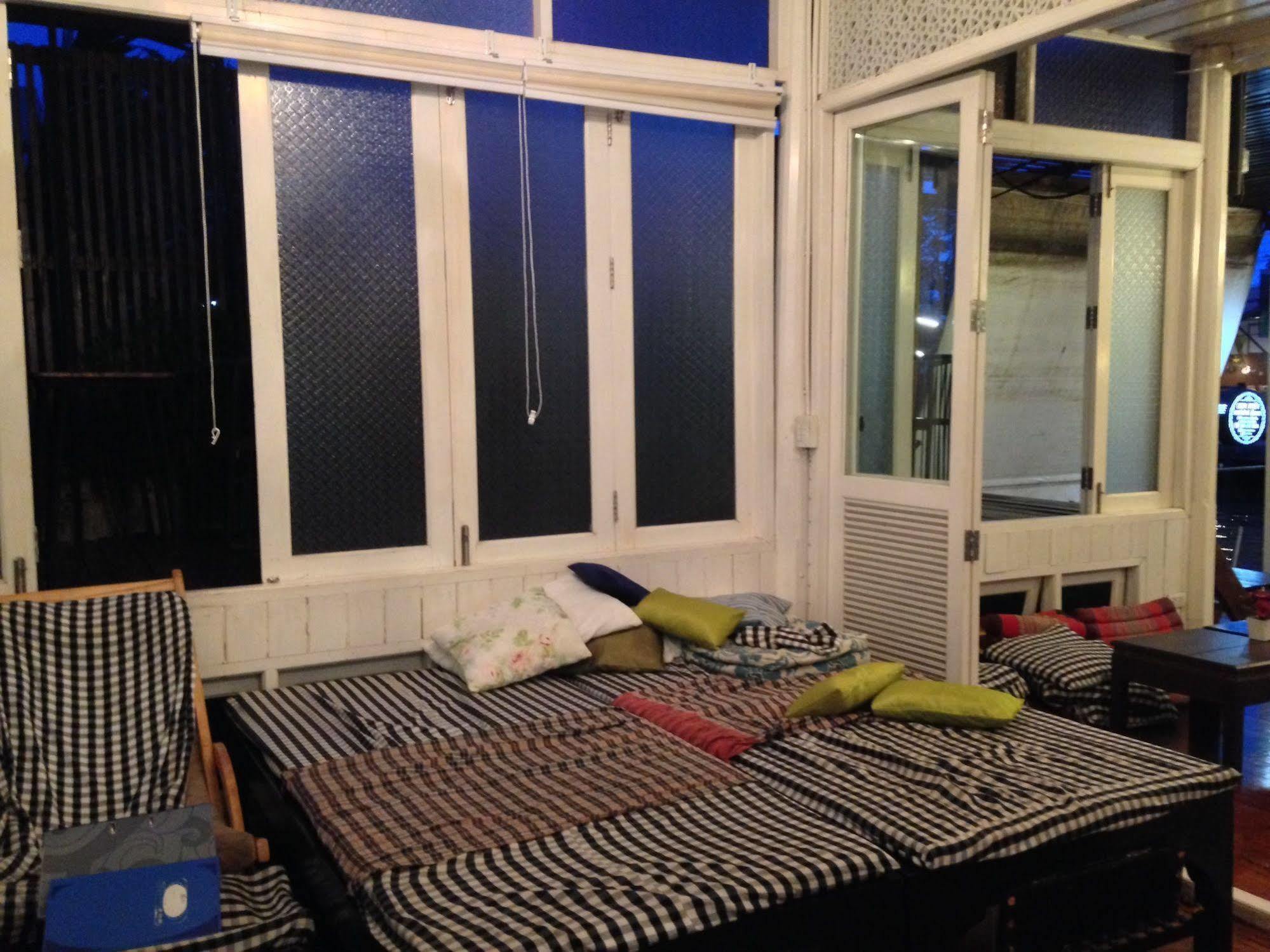 At Casa Guesthouse Amphawa Εξωτερικό φωτογραφία